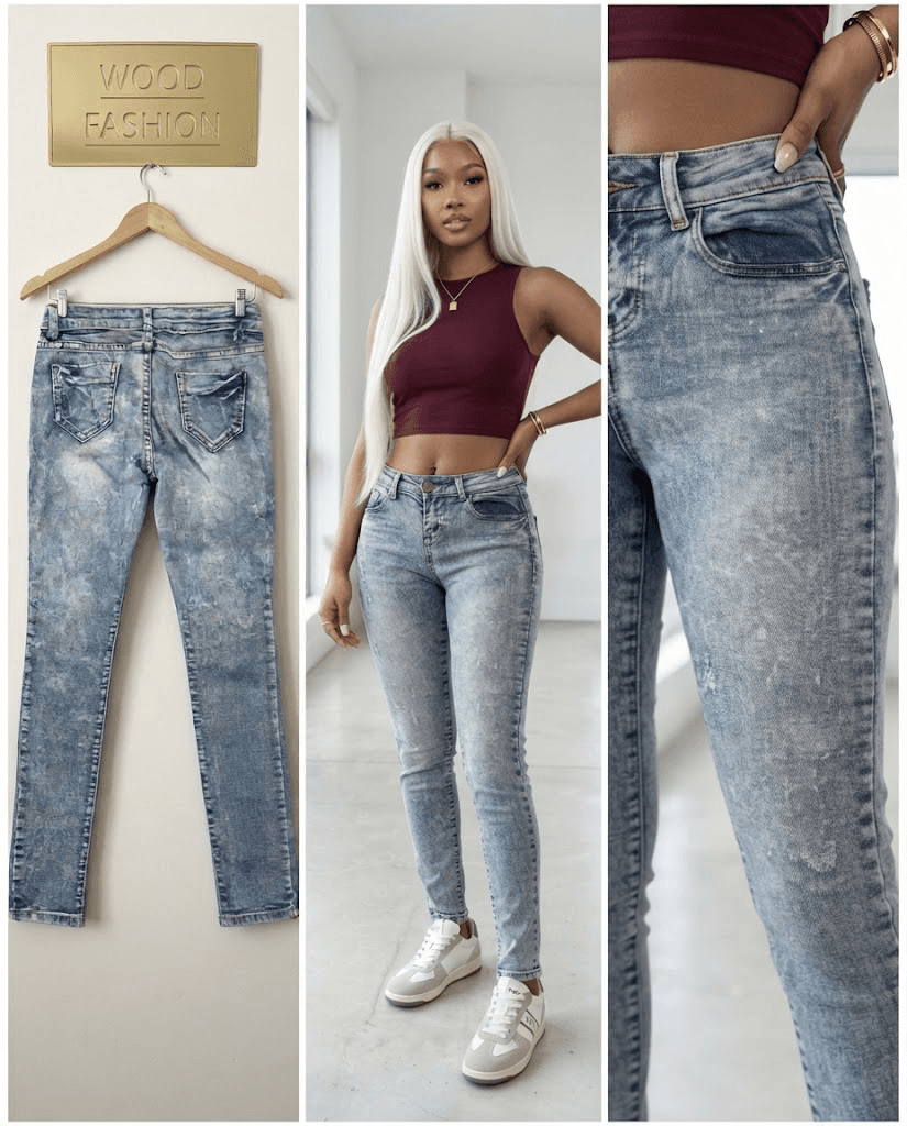 Light Acid-Wash Skinny Jeans 28