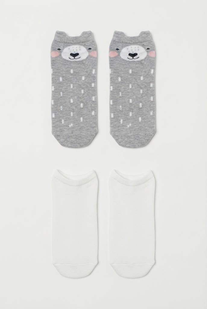 Kids Grey Bear Face and Solid White Ankle Socks (2-Pack)
