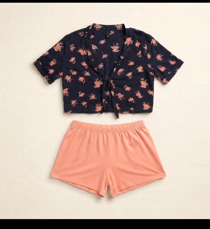 Navy Floral Crop Pajama Top & Solid Peach Short Set